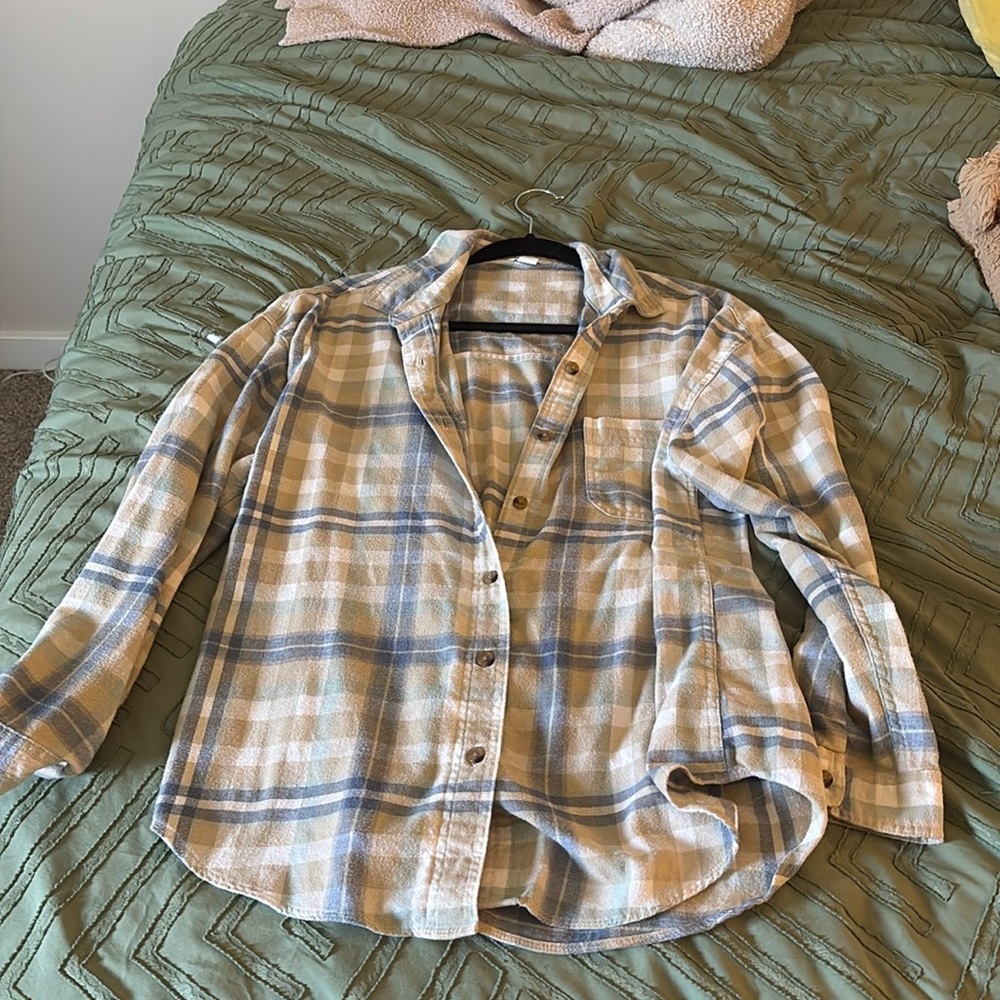 American Eagle Women’s Flannel